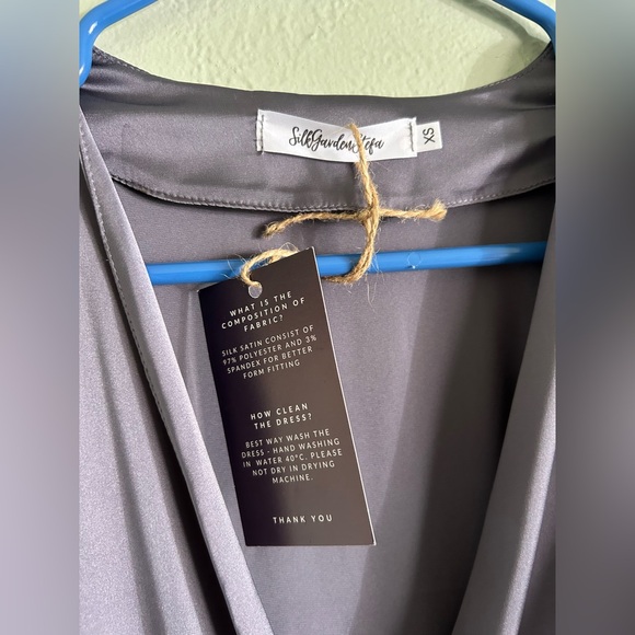 Handmade silk wrap dress - Picture 3 of 3